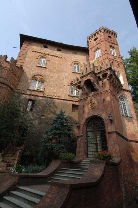Relais Del Castello Di Oviglio Hotel Exterior photo