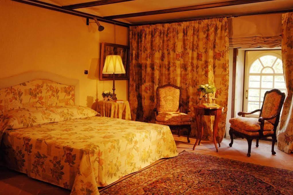 Relais Del Castello Di Oviglio Hotel Exterior photo